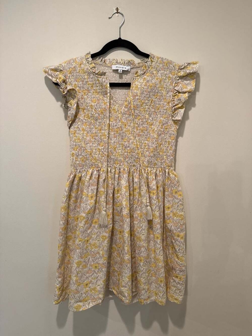 Moodie Floral Smocked Ruffle Sleeve Mini Dress Size M